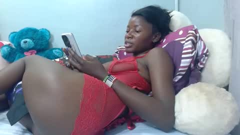 Snapshot of tasha_maya chatting on February 2025 10:11:02 AM milan online show from February 2025 10:11:02 AM