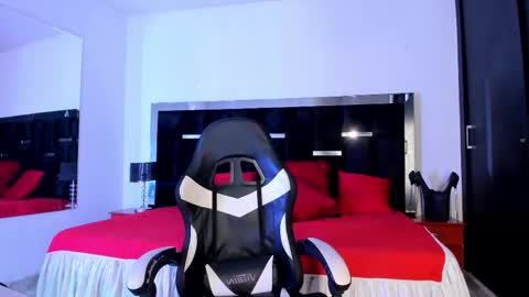 tashasant online show from September 2025 09:47:01 AM