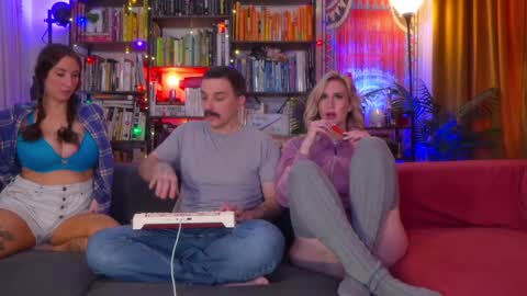 Snapshot of task_manager chatting on March 2026 04:31:01 PM Vivian Clark online show from March 2026 04:31:01 PM