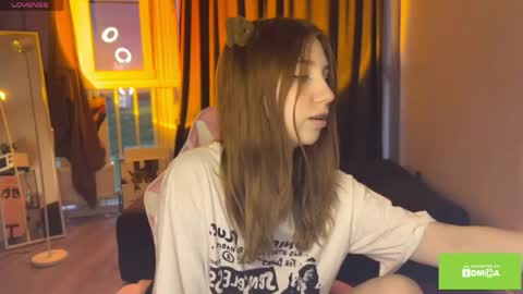 Snapshot of tastyvinni chatting on May 2026 04:47:01 PM Veni online show from May 2026 04:47:01 PM