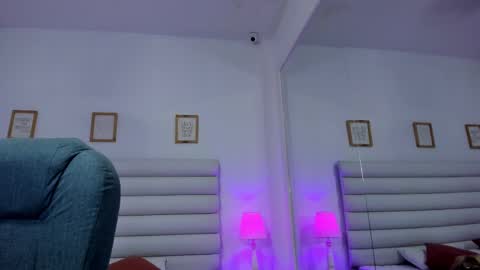 tatiana_arboleda online show from September 2025 02:49:01 AM