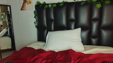 tatiana_mendoza online show from March 2025 04:50:02 PM