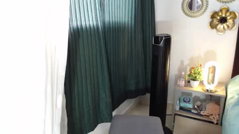 Snapshot of tatiana_monteros chatting on February 2026 06:48:01 PM tatiana_monteros online show from February 2026 06:48:01 PM