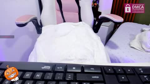 i am tatiana  online show from October 2025 12:38:02 PM