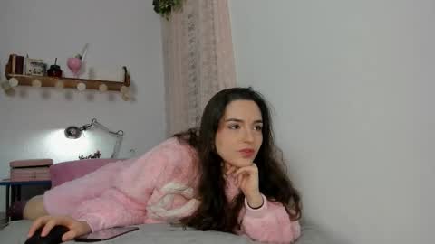 Snapshot of tatiannaz chatting on November 2025 10:28:02 AM Tatianna online show from November 2025 10:28:02 AM