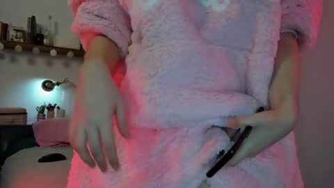 Snapshot of tatiannaz chatting on November 2025 10:18:01 AM Tatianna online show from November 2025 10:18:01 AM