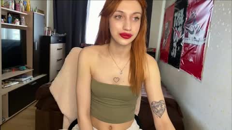 Snapshot of tatika_williams chatting on May 2026 12:02:02 PM tatika_williams online show from May 2026 12:02:02 PM