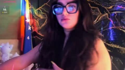 Tatiss online show from July 2026 10:14:02 PM