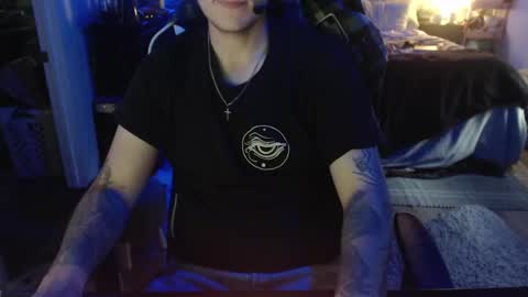 Snapshot of tattedhubs5 chatting on October 2025 08:14:02 PM tattedhubs5 online show from October 2025 08:14:02 PM