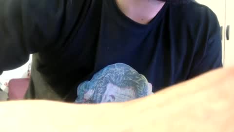 Snapshot of tatto_smoke_couple chatting on July 2026 05:11:02 AM tatto_smoke_couple online show from July 2026 05:11:02 AM