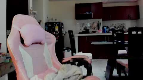 Rose Marie online show from June 2026 06:02:01 PM