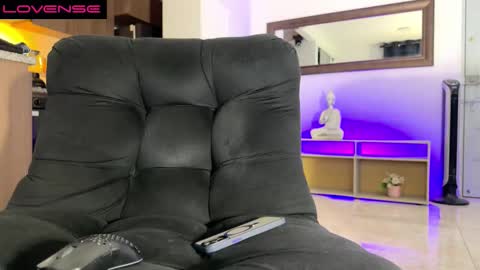 Snapshot of tattoguys_cums chatting on November 2025 08:38:01 AM Jonathan Juan online show from November 2025 08:38:01 AM