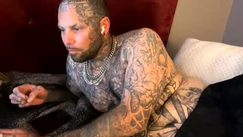 Snapshot of tattoo23inky chatting on May 2026 07:57:02 AM inky online show from May 2026 07:57:02 AM