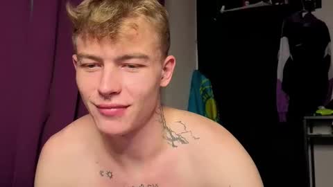 Alex but u can call me Theo online show from September 2025 04:17:02 AM