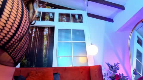 Tatty online show from December 2024 11:24:02 PM