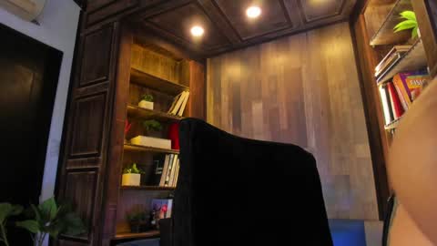 Tatty online show from February 2025 10:28:02 PM