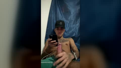 Snapshot of tatuajes777_7777 chatting on February 2026 04:02:02 AM tatuajes777_7777 online show from February 2026 04:02:02 AM