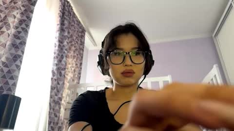 Jenny  online show from November 2025 08:47:02 AM