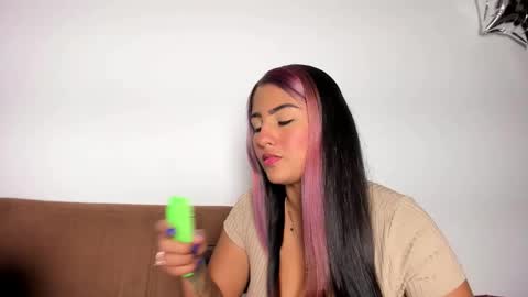 Tatiana Gomez online show from February 2026 08:41:01 AM