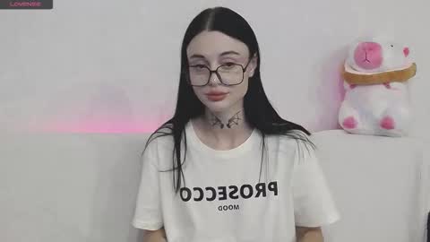 Taya online show from September 2025 04:18:02 PM