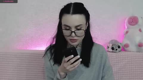 Taya online show from November 2025 06:32:01 PM