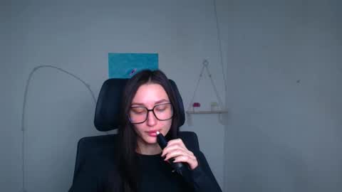 Snapshot of tayavibe chatting on February 2026 06:40:02 AM Taya online show from February 2026 06:40:02 AM