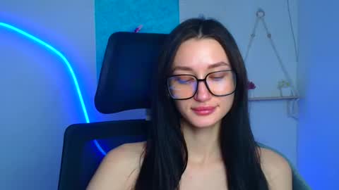 Snapshot of tayavibe chatting on February 2026 06:31:01 AM Taya online show from February 2026 06:31:01 AM