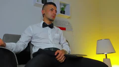 tayer_bennet online show from September 2025 03:39:01 AM