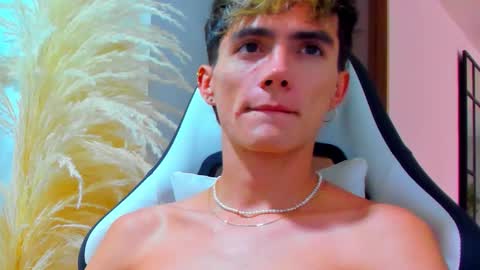 tayler_swift1 online show from January 2026 07:48:02 PM