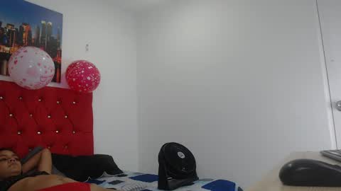 Snapshot of taylor_ass chatting on February 2025 10:07:01 AM Taylor online show from February 2025 10:07:01 AM