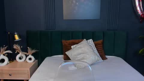 Taylor Bennet online show from March 2025 06:22:02 PM