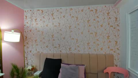 Taylor Bennet online show from February 2026 12:15:02 PM