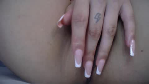 Taylor 3 online show from September 2025 05:27:01 PM