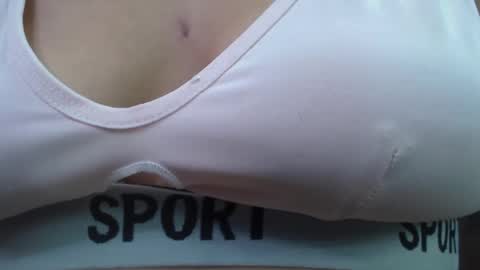 Taylor 3 online show from November 2025 02:34:01 AM