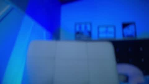 Taylor 3 online show from November 2025 03:16:02 AM