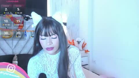 Taylor Harveey online show from October 2025 09:09:02 PM