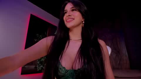 Taylor  Help me to get 100 thumbs up online show from February 2025 07:06:01 PM