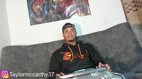 Taylor Mccarthy online show from January 2025 04:00:02 AM