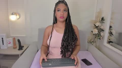 Snapshot of taylor_sexyy chatting on March 2025 01:58:01 AM Taylor online show from March 2025 01:58:01 AM