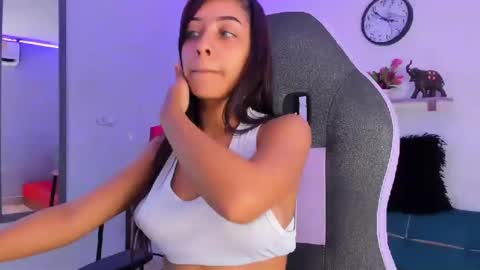 Taylor online show from October 2025 09:49:02 PM