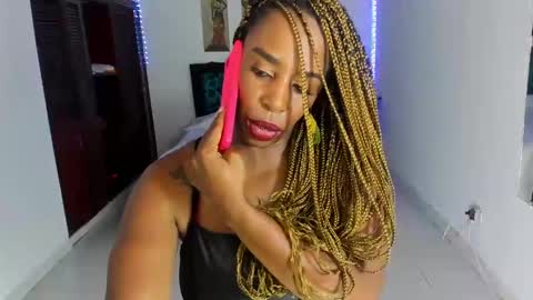 taylorslims online show from February 2025 02:10:02 PM