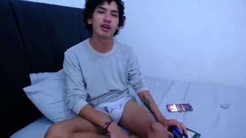 Tayron online show from January 2025 04:09:01 PM