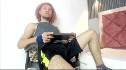 Tayson online show from January 2026 01:02:01 PM