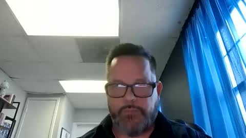 tdhawk87 online show from February 2026 10:36:01 PM