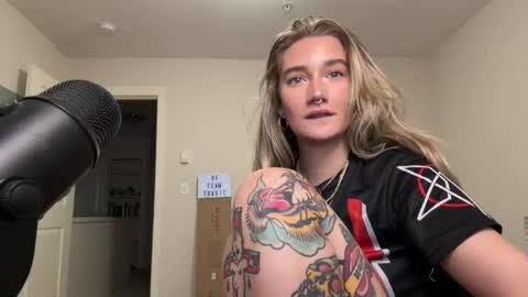 Katy online show from September 2025 02:05:02 AM