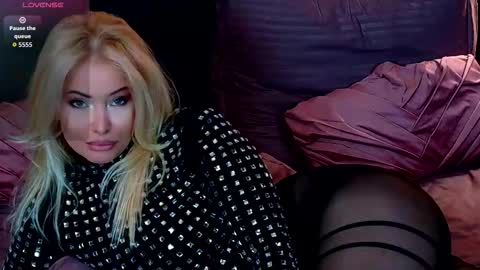 Snapshot of teasingjulianna chatting on January 2026 03:32:01 AM teasingjulianna online show from January 2026 03:32:01 AM