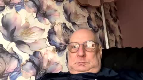 Mark online show from November 2025 12:15:01 PM