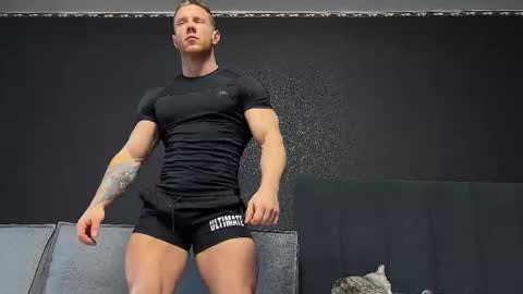 Andy Psy online show from November 2025 08:53:02 AM