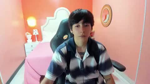 T E D D Y online show from December 2025 07:44:01 PM