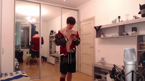 Teddy online show from December 2024 01:34:02 PM